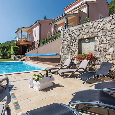 Apartment Lovely In With Kitchen Moscenicka Draga